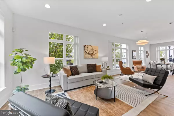 Potomac, MD 20854,11300 EMERALD PARK RD