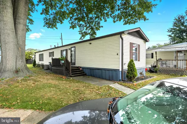 734 PULASKI HWY, Bear, DE 19701