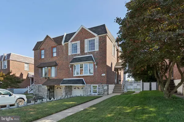 221 RIDGEFIELD RD, Philadelphia, PA 19154