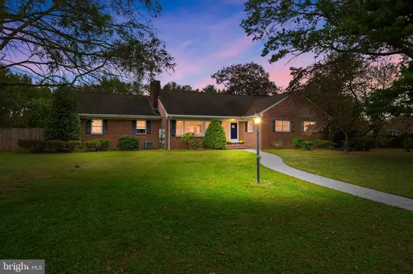 376 GRISCOM DRIVE, Mannington, NJ 08079