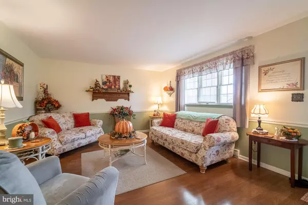 Windsor, PA 17366,1398 MANOR RD