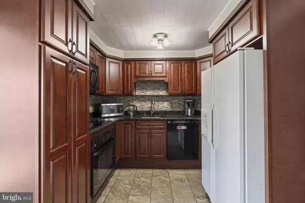 Levittown, PA 19056,298 MILL DR