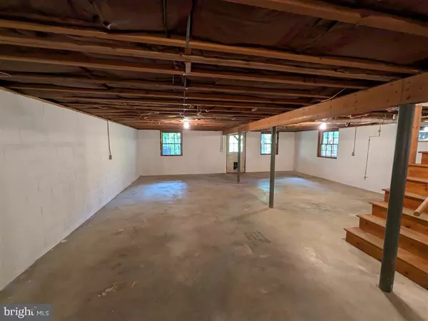 Brightwood, VA 22715,5391 N SEMINOLE TRL