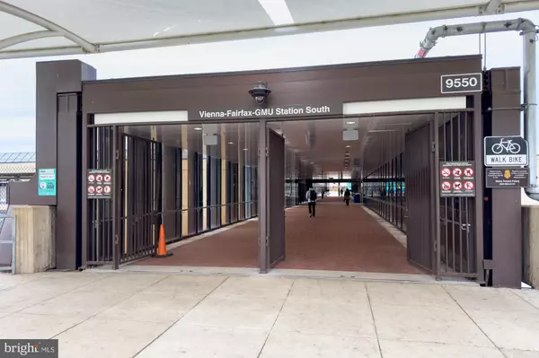 Fairfax, VA 22031,3054 MISSION SQUARE DR