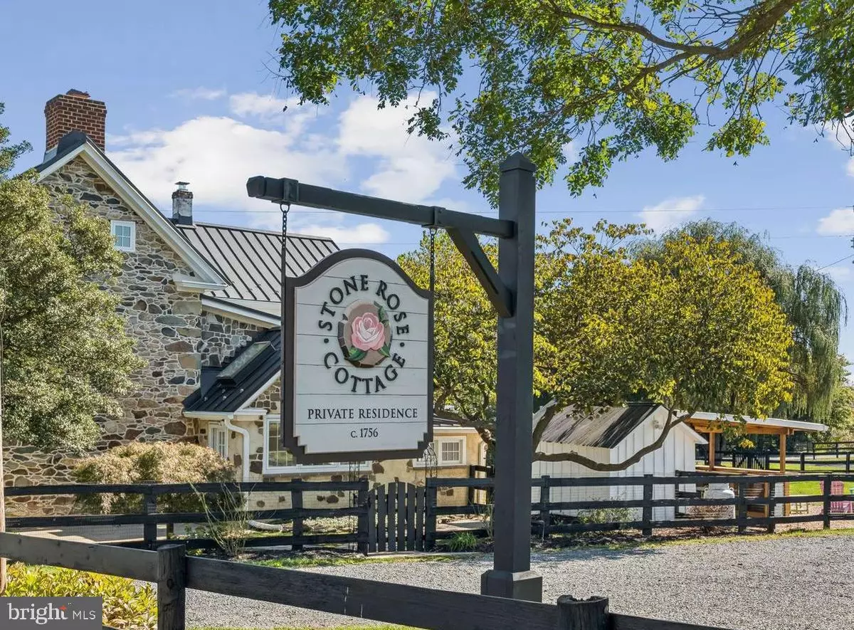 Bluemont, VA 20135,20596 AIRMONT RD