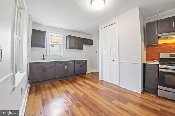 Atlantic City, NJ 08401,704 N MICHIGAN AVE