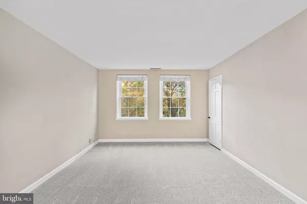 Arlington, VA 22206,3441 S STAFFORD ST #B2