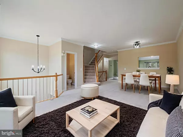 Woodbridge, VA 22193,14216 MADRIGAL DR