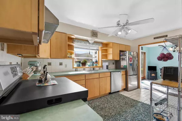 Morrisville, PA 19067,423 BARCLAY AVE