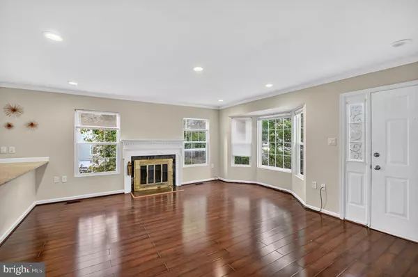 Woodbridge, VA 22192,12170 SPRINGWOODS DR