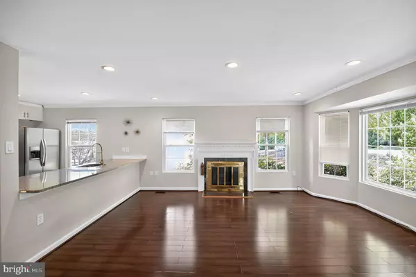 Woodbridge, VA 22192,12170 SPRINGWOODS DR