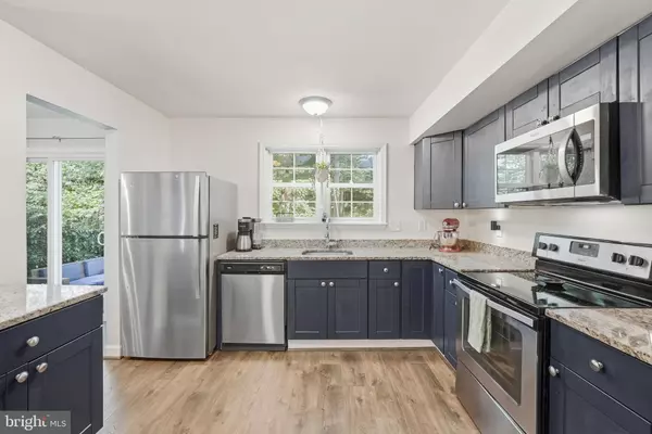 Burke, VA 22015,5809 WOOD POPPY CT