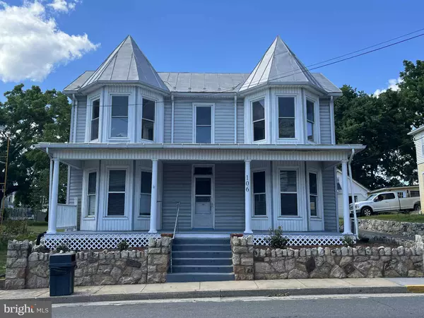 106 N MAIN ST, Edinburg, VA 22824