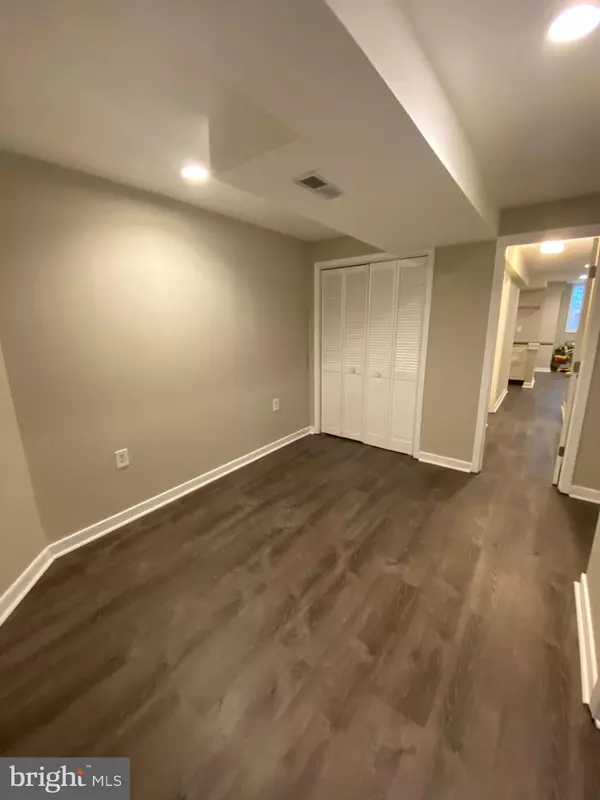 Washington, DC 20002,1020 MASSACHUSETTS AVE NE #UNIT B