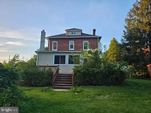 Langhorne, PA 19047,308 W RICHARDSON AVE