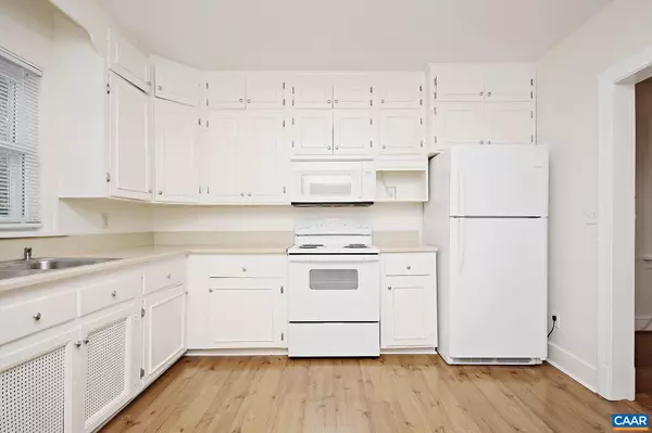 Charlottesville, VA 22903,2323 FONTAINE AVE