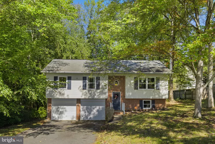 1703 SHERWOOD DR, Fredericksburg, VA 22405