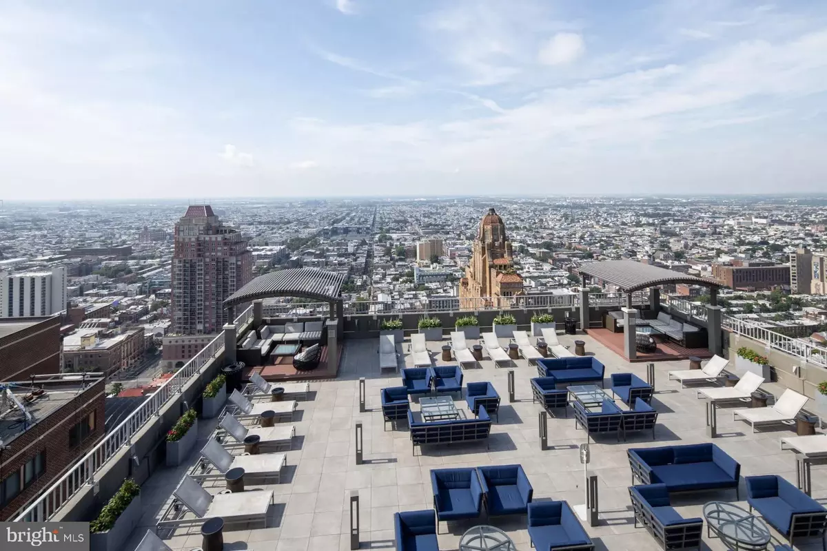 Philadelphia, PA 19102,1500 LOCUST ST #1B-4107