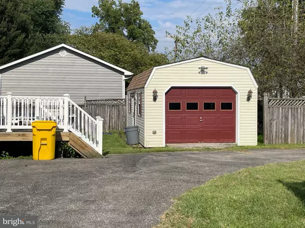 Pasadena, MD 21122,8537 CREEK RD