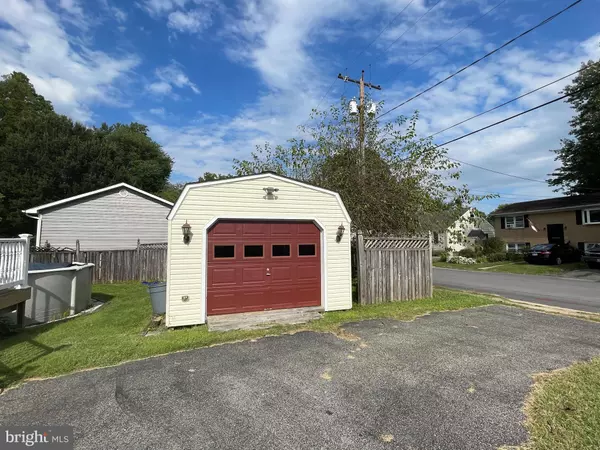 Pasadena, MD 21122,8537 CREEK RD