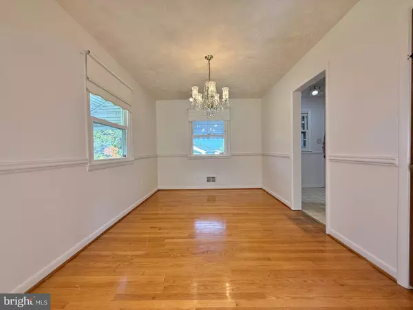 Baltimore, MD 21228,2002 OLD FREDERICK RD