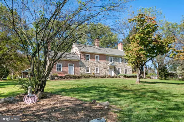 Easton, PA 18045,1701 CHAIN DAM RD