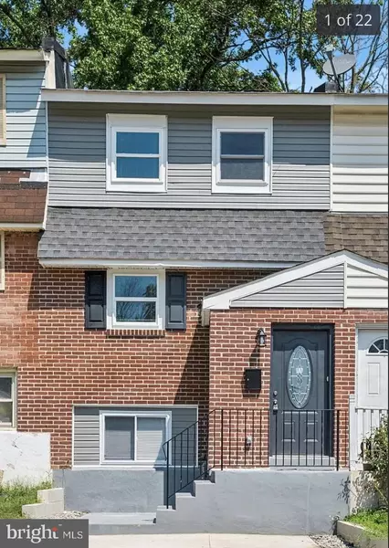 15 OAKMONT DR, New Castle, DE 19720