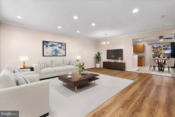 Lanham, MD 20706,8232 DELLWOOD CT