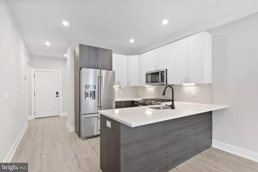 408-10 N FRONT ST #4, Philadelphia, PA 19123