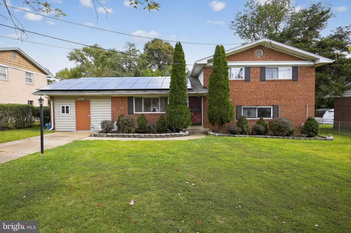 Temple Hills, MD 20748,6702 BERKSHIRE DR