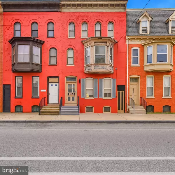 336 E KING ST, York, PA 17403