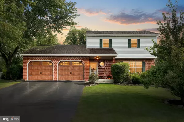 2824 GLEN HOLLOW DR, York, PA 17406