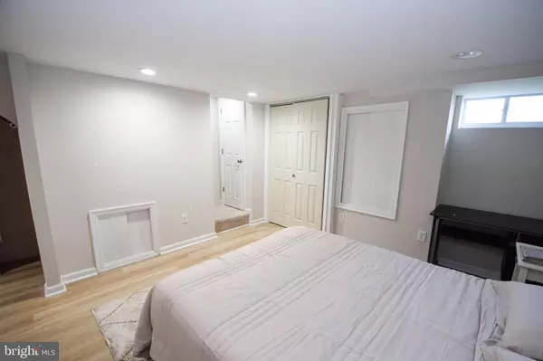 Dundalk, MD 21222,1629 SEARLES