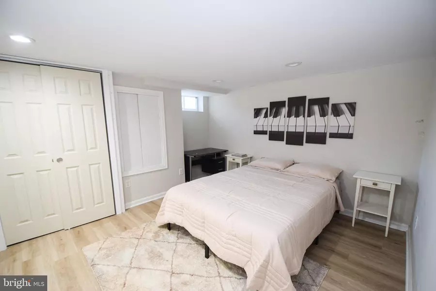 1629 SEARLES, Dundalk, MD 21222