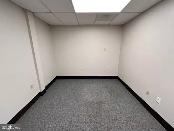 Upper Marlboro, MD 20772,9450 MARLBORO PIKE #3