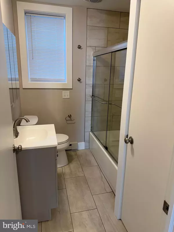 Waynesboro, PA 17268,24 E THIRD STREET #8