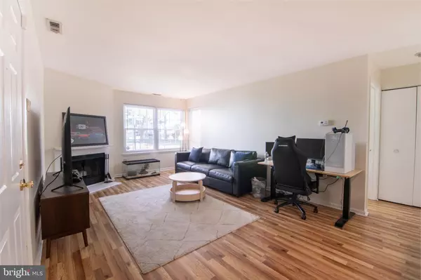 Galloway, NJ 08205,22 DRIFTWOOD CT