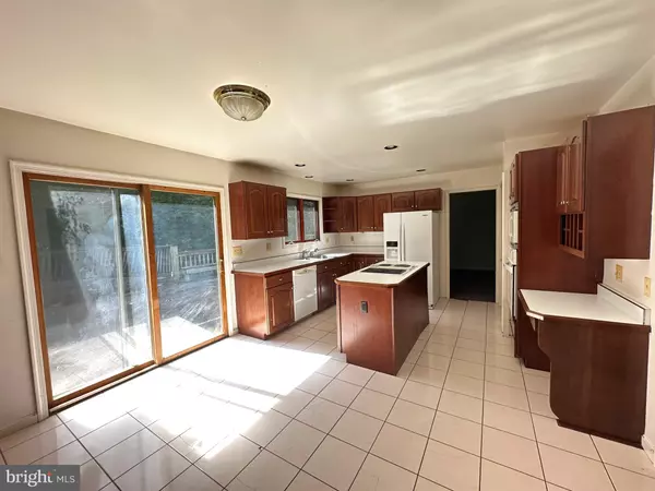 Reisterstown, MD 21136,800 BERRYMANS LN