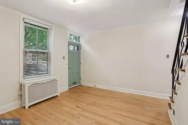 Philadelphia, PA 19130,738 N JUDSON ST