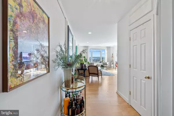 Baltimore, MD 21230,100 HARBORVIEW DR #1708