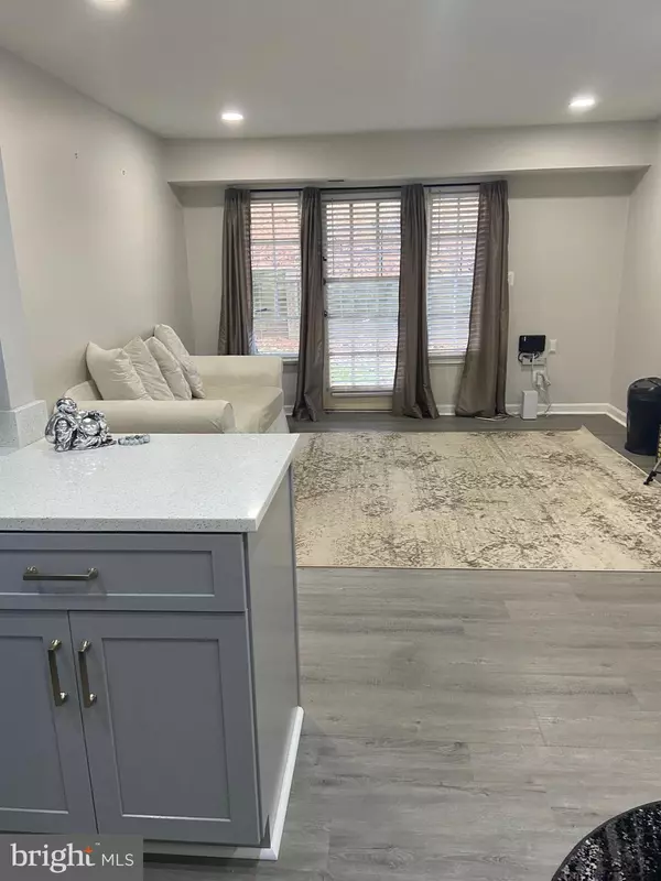 Springfield, VA 22152,5900-K SURREY HILL PL #697