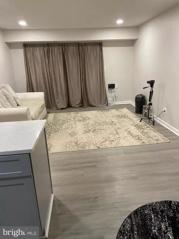 Springfield, VA 22152,5900-K SURREY HILL PL #697