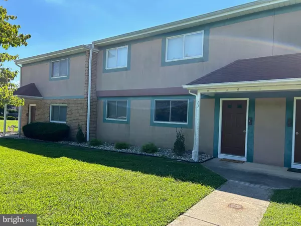 220 PARK AVE #11U, Hammonton, NJ 08037