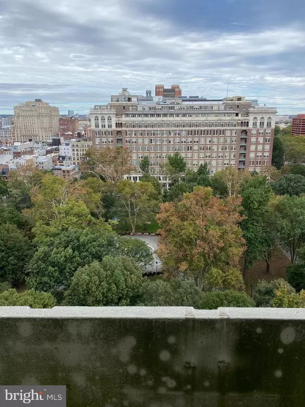 604-36 S WASHINGTON SQ #1712, Philadelphia, PA 19106