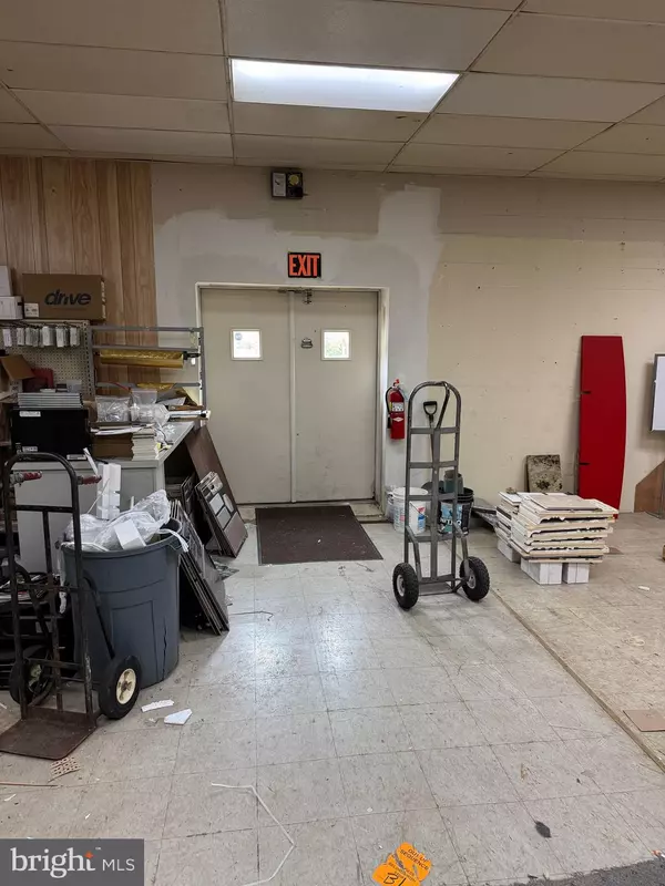 Glen Rock, PA 17327,11800 N MAIN EXTENSION ST