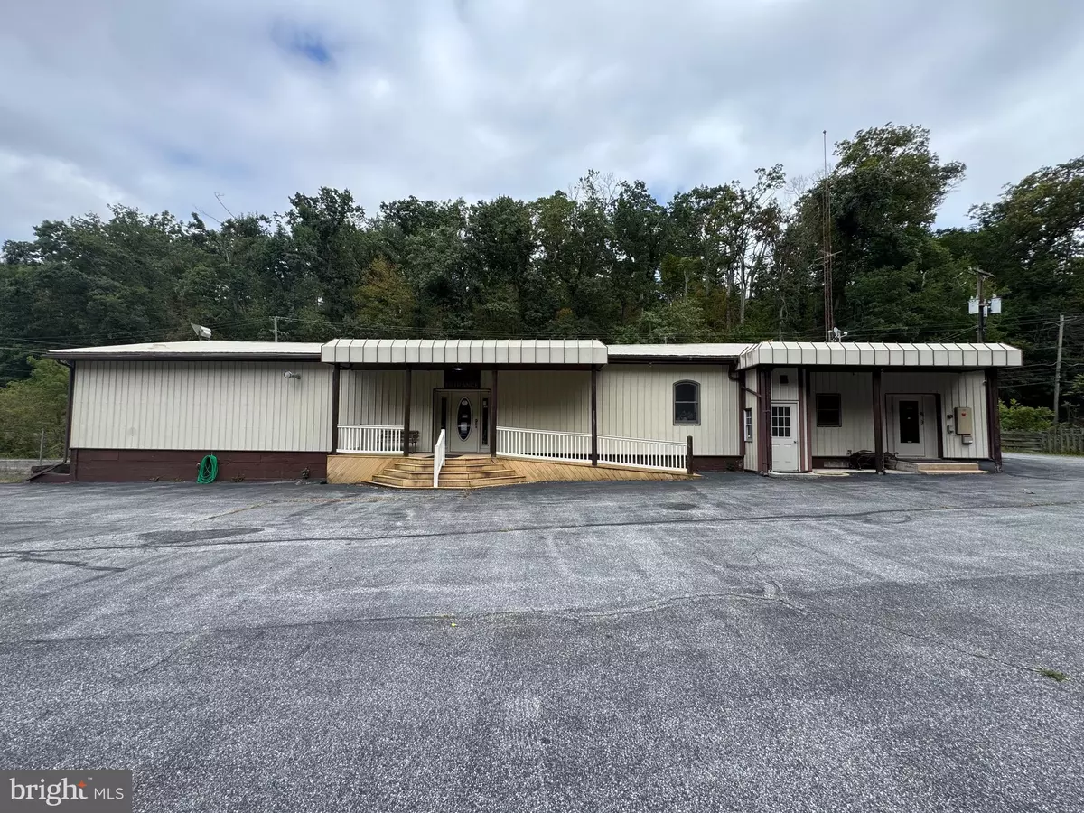 Glen Rock, PA 17327,11800 N MAIN EXTENSION ST