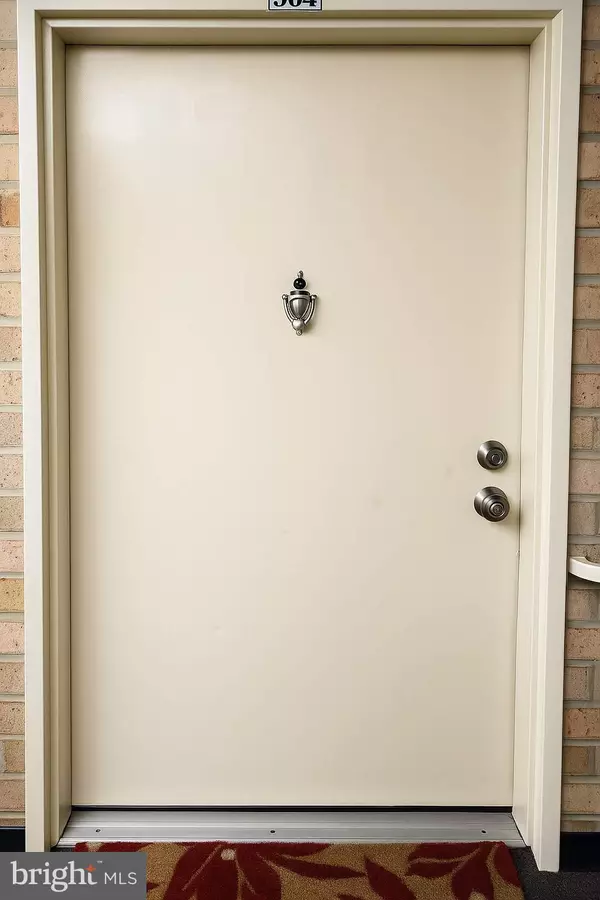 Gaithersburg, MD 20879,18300 STREAMSIDE DR #304