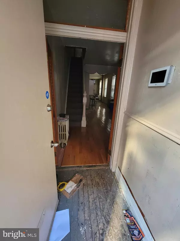 Philadelphia, PA 19132,2246 N CARLISLE ST