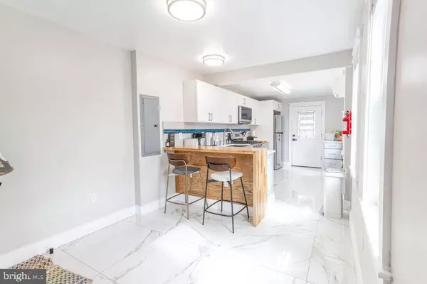 Burlington, NJ 08016,475 LOCUST AVE