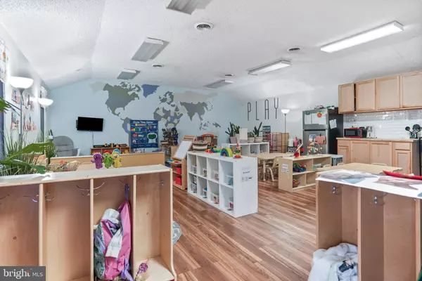 Bordentown, NJ 08505,1786 JACKSONVILLE JOBSTOWN RD #THE BAOBAB LEARNING